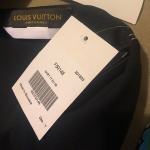 Beautiful sleek slacks. LOUI V